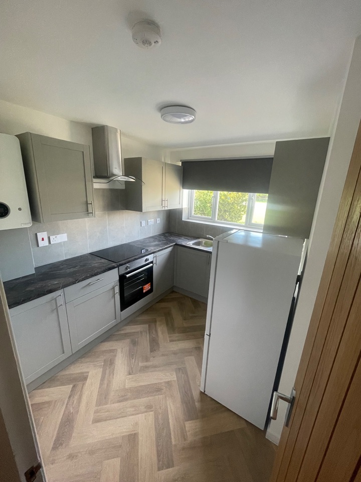 2 Bed Flat, Great Knollys Street, RG1, N1 7GU