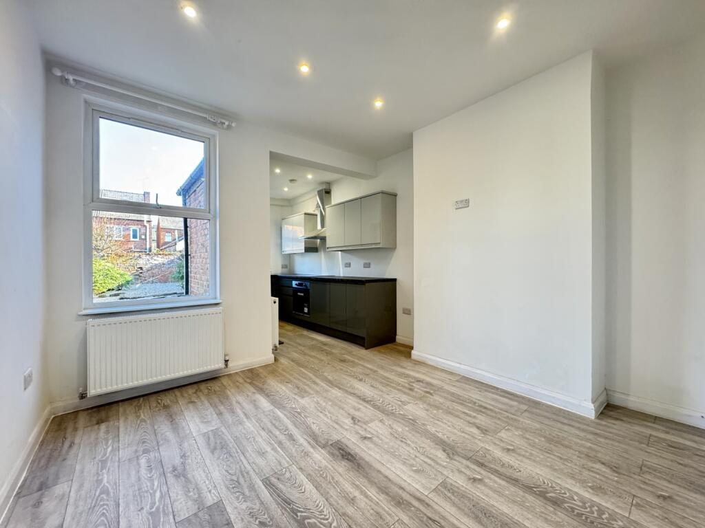 3 Bed Terraced House, Oakland Road, S6, N1 7GU