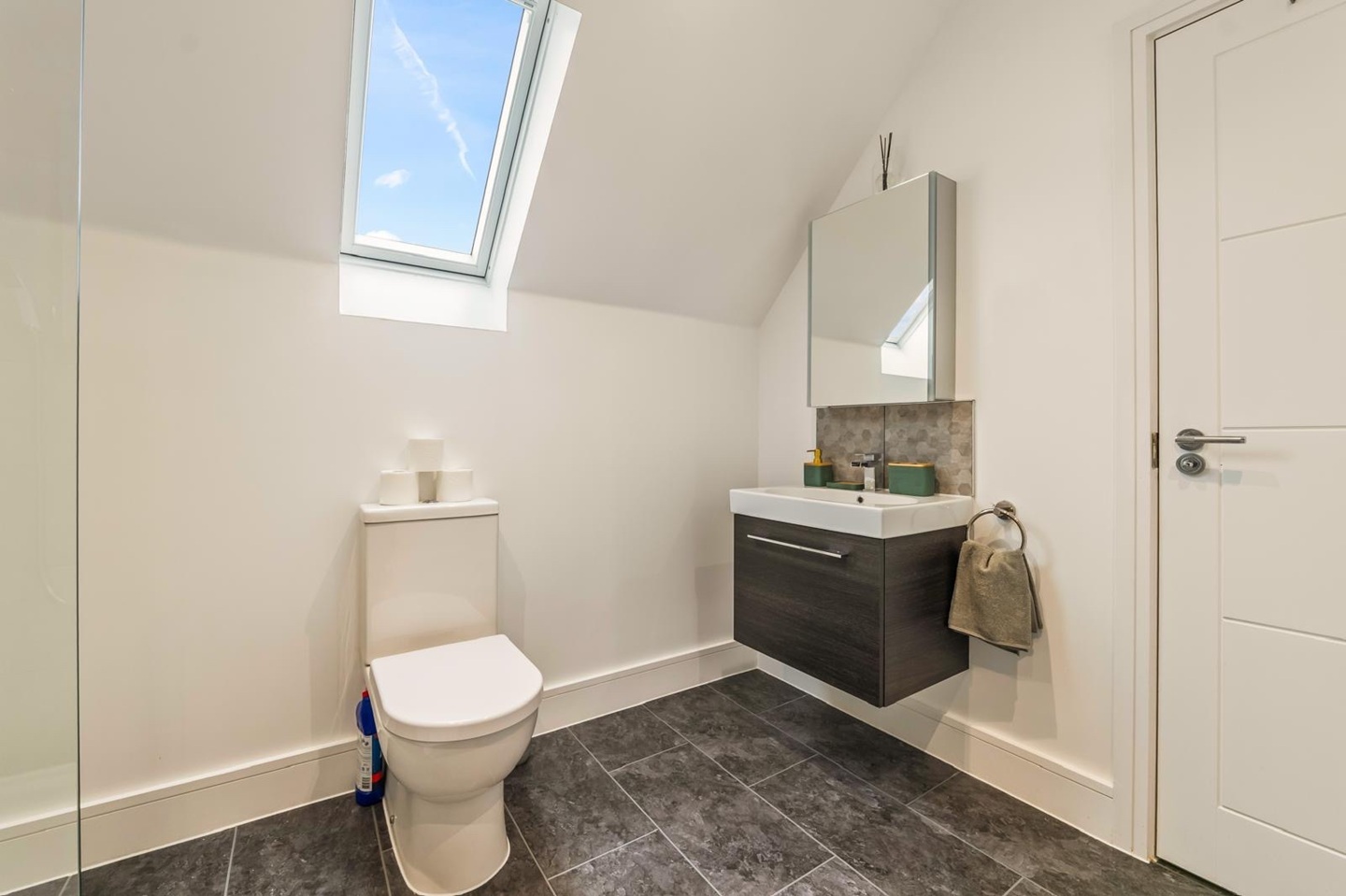 Additional image 20 of 5 Bed Semi-Detached House, Bridgwater Road, BS13, N1 7GU