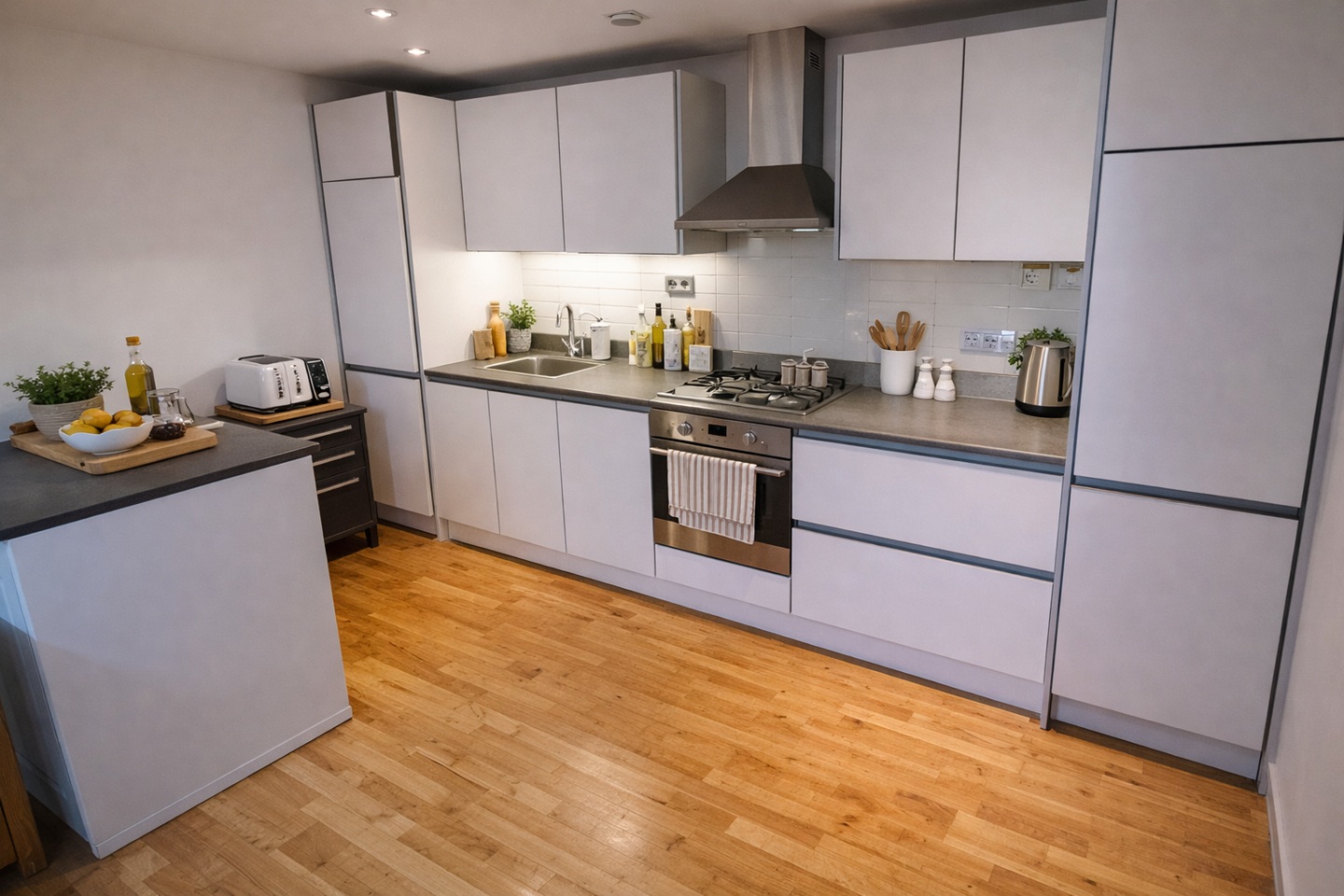 Additional image 3 of 2 Bed Flat, Hunsaker, RG1, N1 7GU