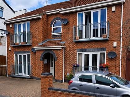 2 Bed Flat, Hartington Road, L12