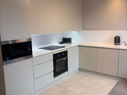 1 Bed Flat, Churchill Way, SK11