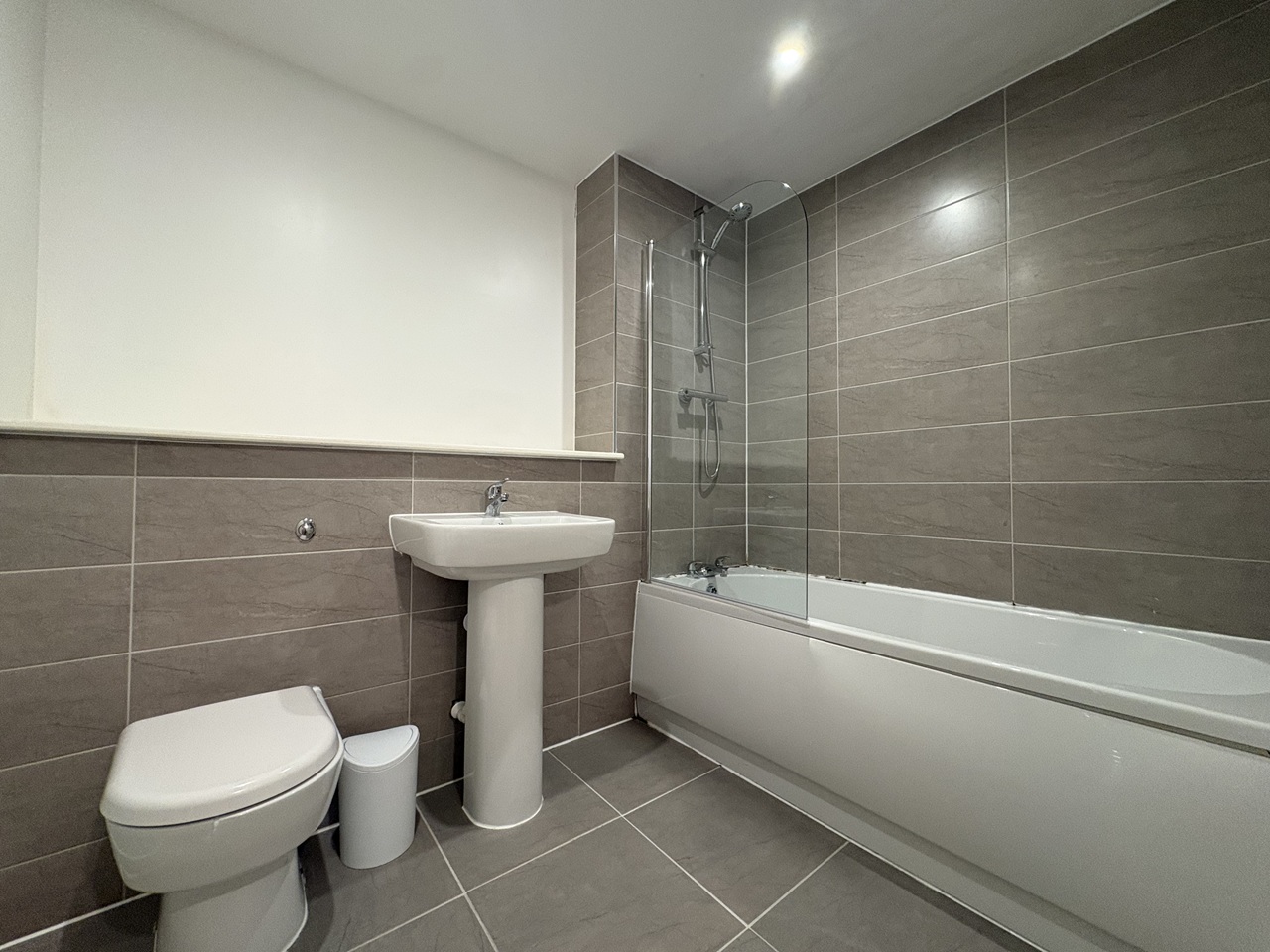 Additional image 5 of 1 Bed Flat, Lydia Ann St, L1, N1 7GU