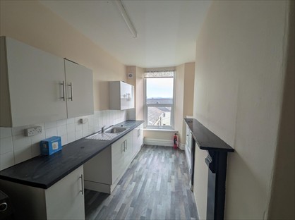 1 Bed Flat, Embankment Road, PL4