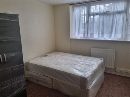 Room in a Shared House, Swinford Gardens, SW9