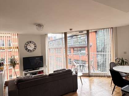 Room in a Shared Flat, Jersey Street, M4
