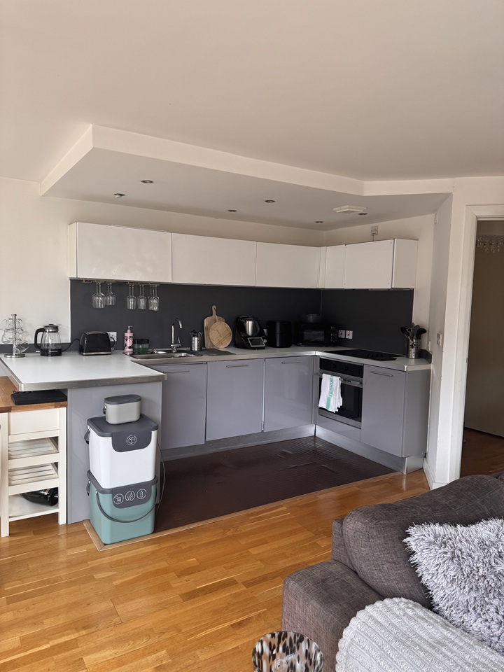 Additional image 3 of Room in a Shared Flat, Jersey Street, M4, N1 7GU