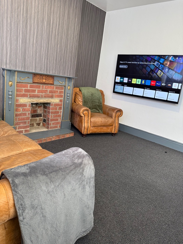 4 Bed Terraced House, Sheffield, S10, N1 7GU