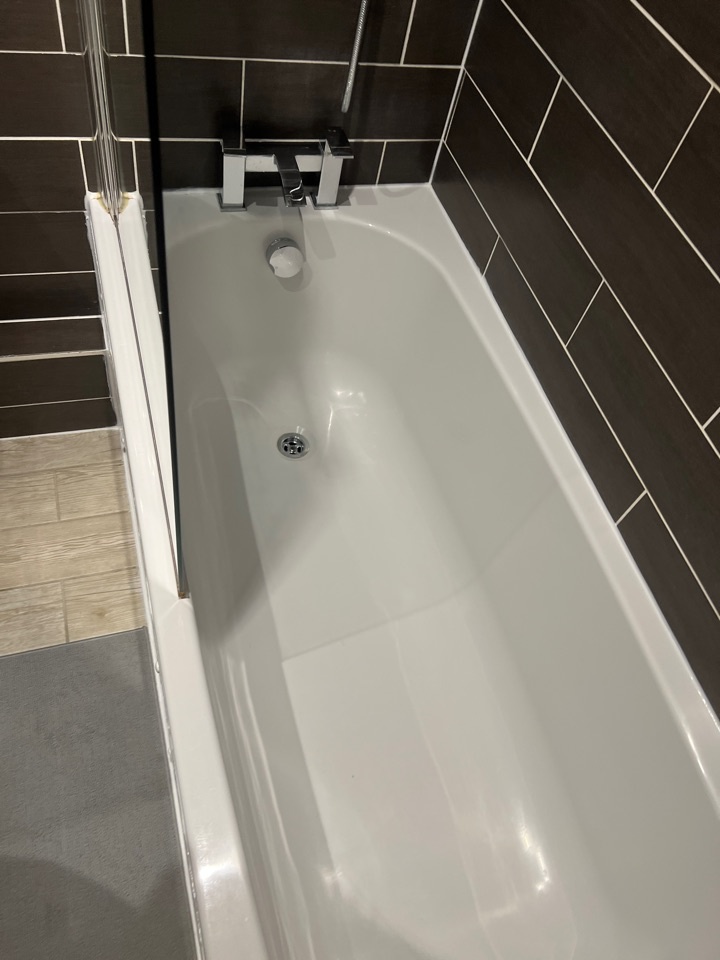 Additional image 6 of 1 Bed Flat, Hampton House, SO14, N1 7GU