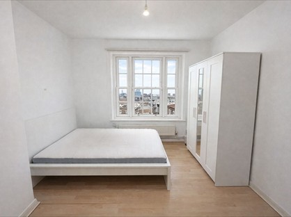 Room in a Shared Flat, Dunmow House, SE11