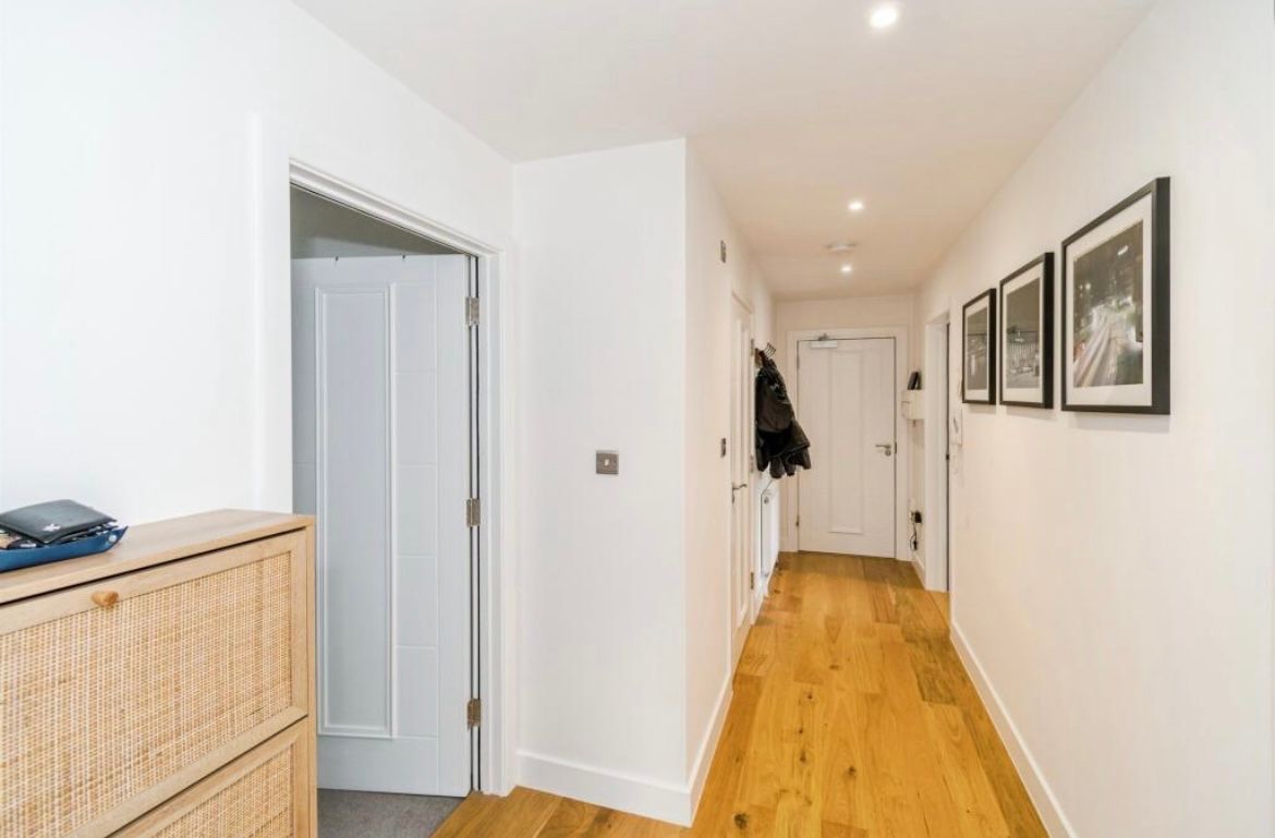 Additional image 21 of 3 Bed Flat, Church End, SO15, N1 7GU