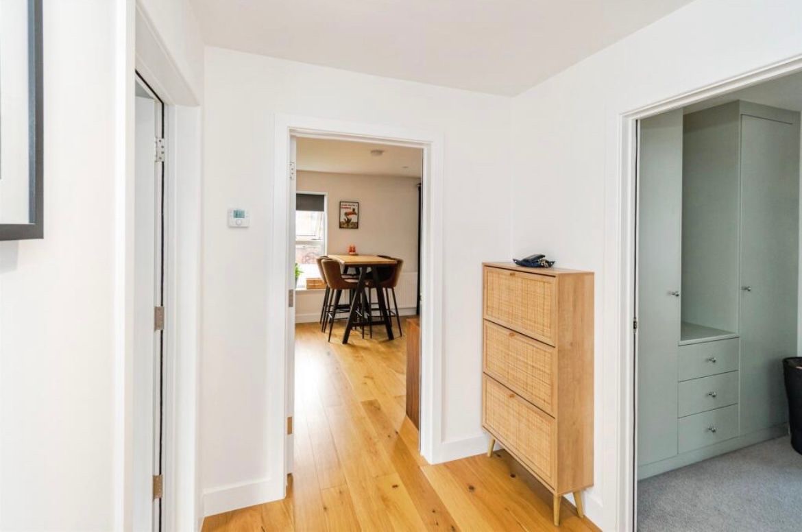 Additional image 22 of 3 Bed Flat, Church End, SO15, N1 7GU