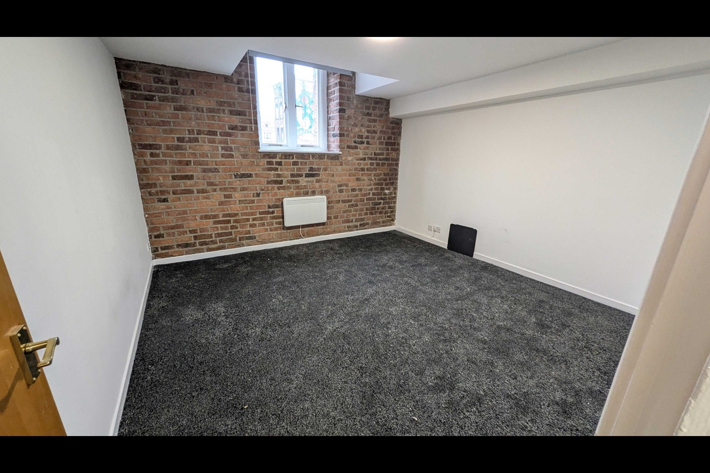 Additional image 3 of 1 Bed Flat, Hackins Hey, L2, N1 7GU