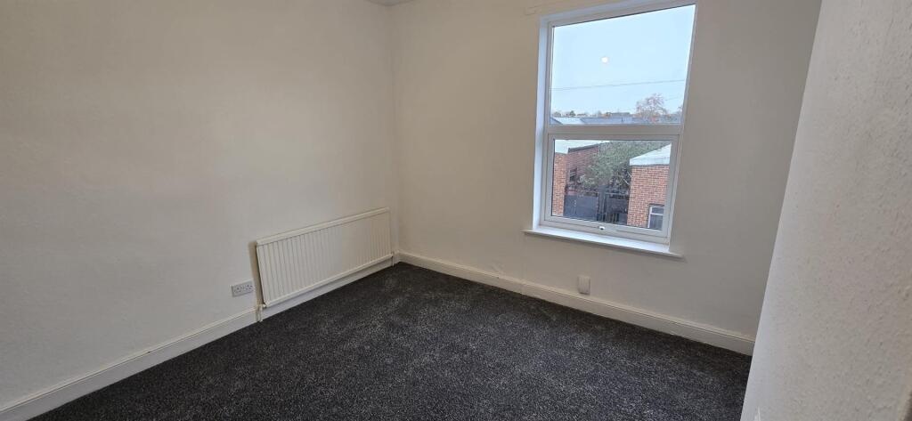 Additional image 2 of 3 Bed Terraced House, Palin St, NG7, N1 7GU