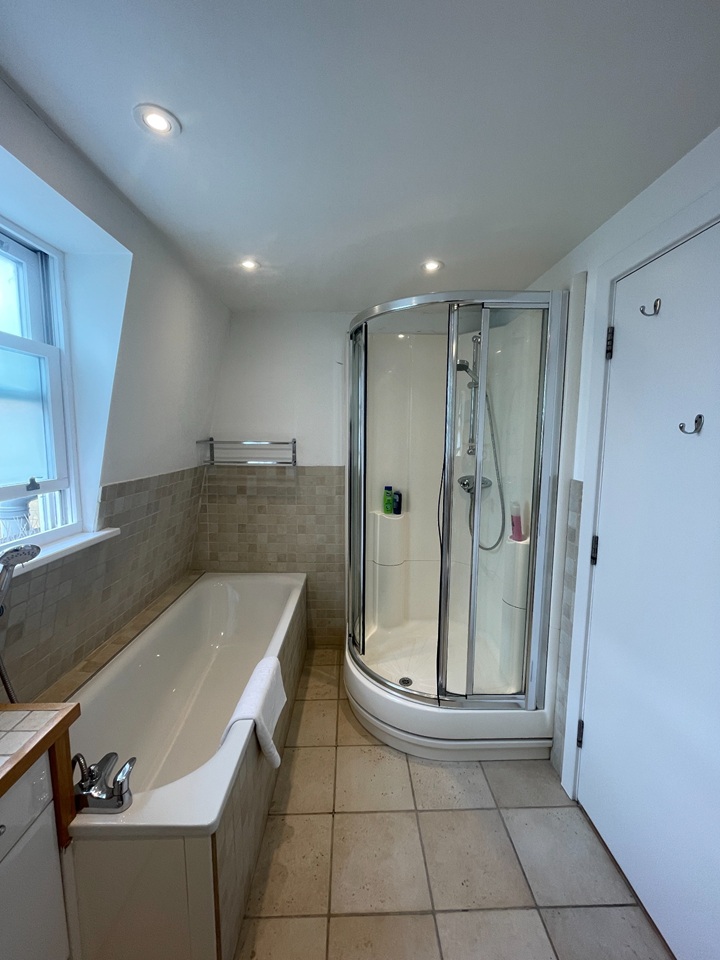 1 Bed Flat, Hatherley St, SW1P photo 4