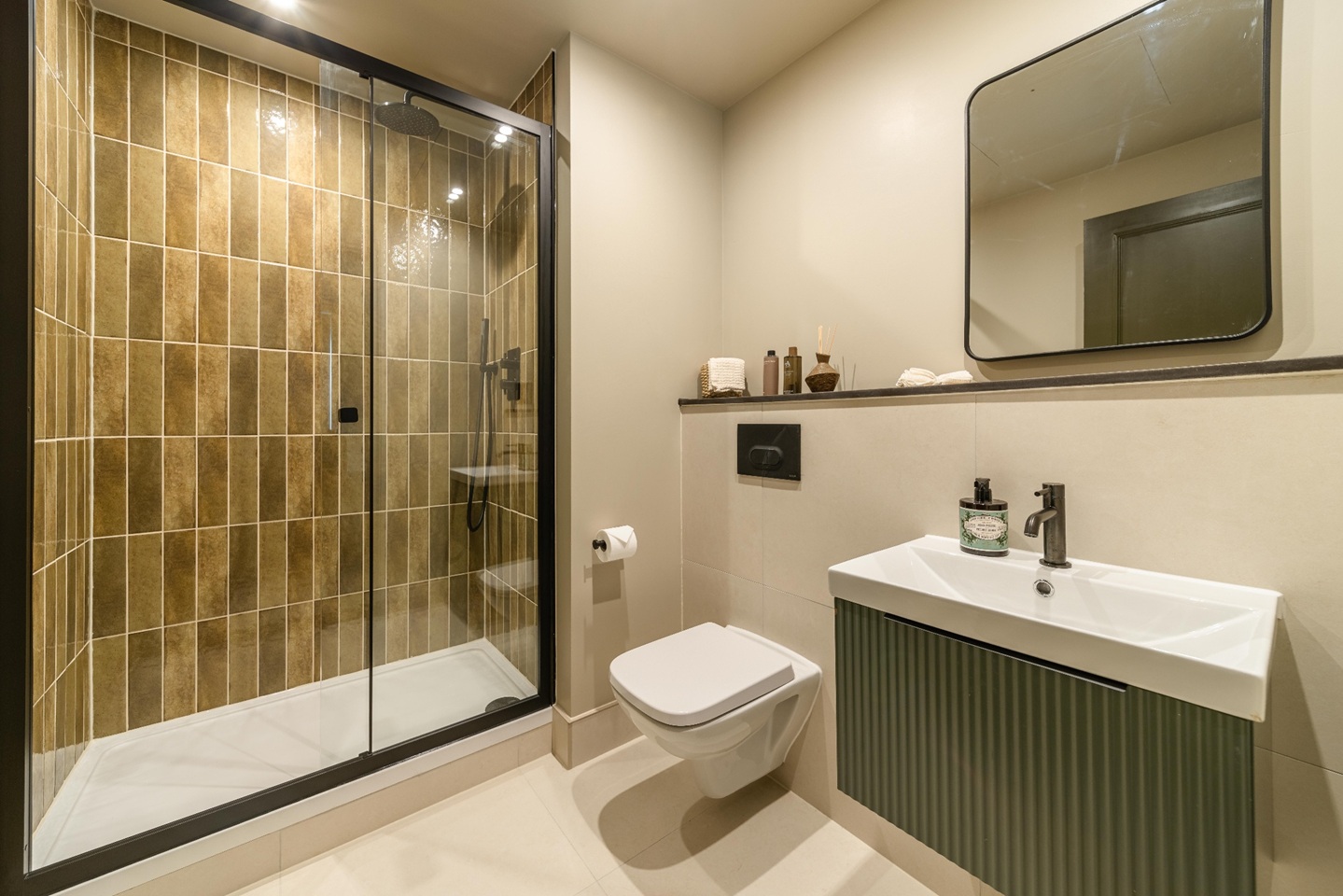 Additional image 4 of Studio Flat, The James, S1, N1 7GU