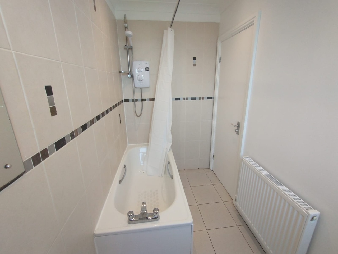 Additional image 7 of 2 Bed Flat, Grosvenor Court, M16, N1 7GU