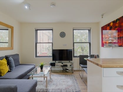 1 Bed Flat, Globe Road, E2