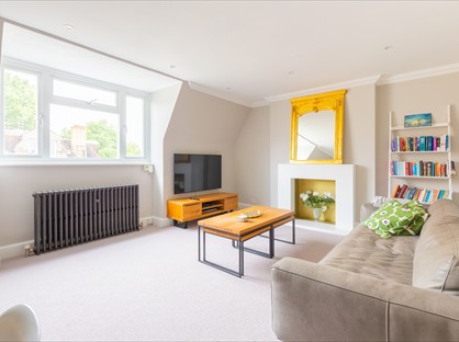 2 Bed Flat, Elm Park Gardens, SW10