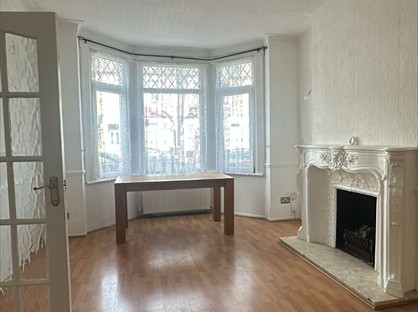 3 Bed Terraced House, Masterman Road, E6