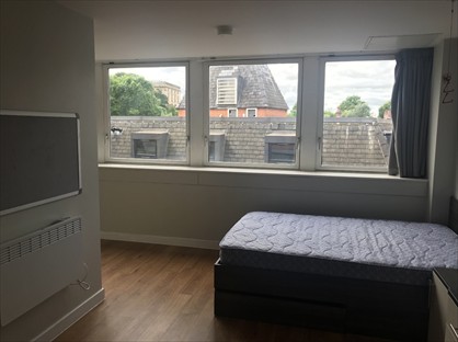 Studio Flat, Hounds Gate, NG1