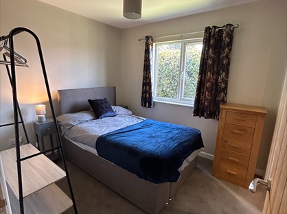 Room in a Shared House, Vine Tree Close, RG26