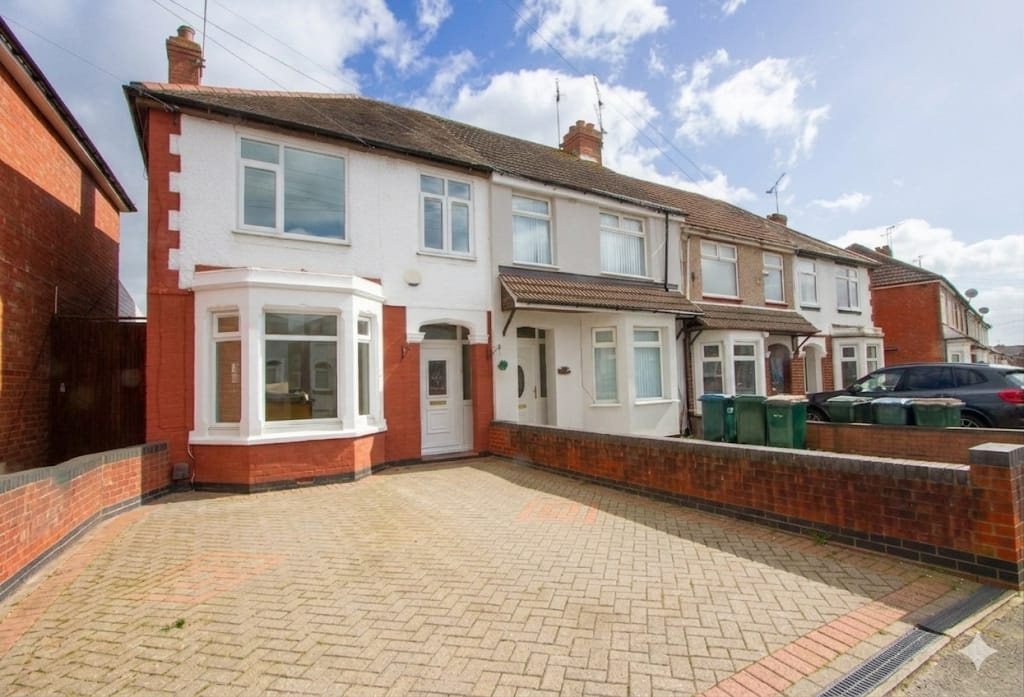 3 Bed Terraced House, Grangemouth Road, CV6, N1 7GU