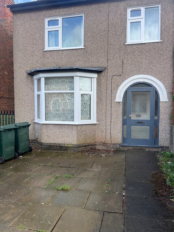 3 Bed Terraced House, Roman Road, CV2, N1 7GU