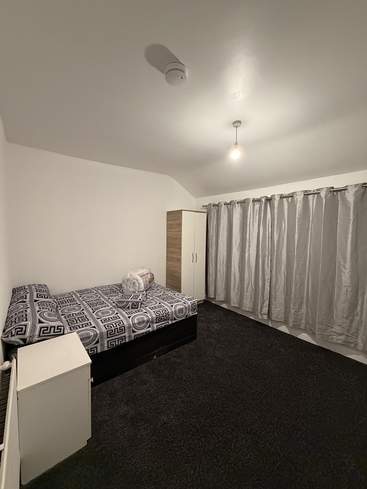 Room in a Shared House, Stuarts Road, B33, N1 7GU