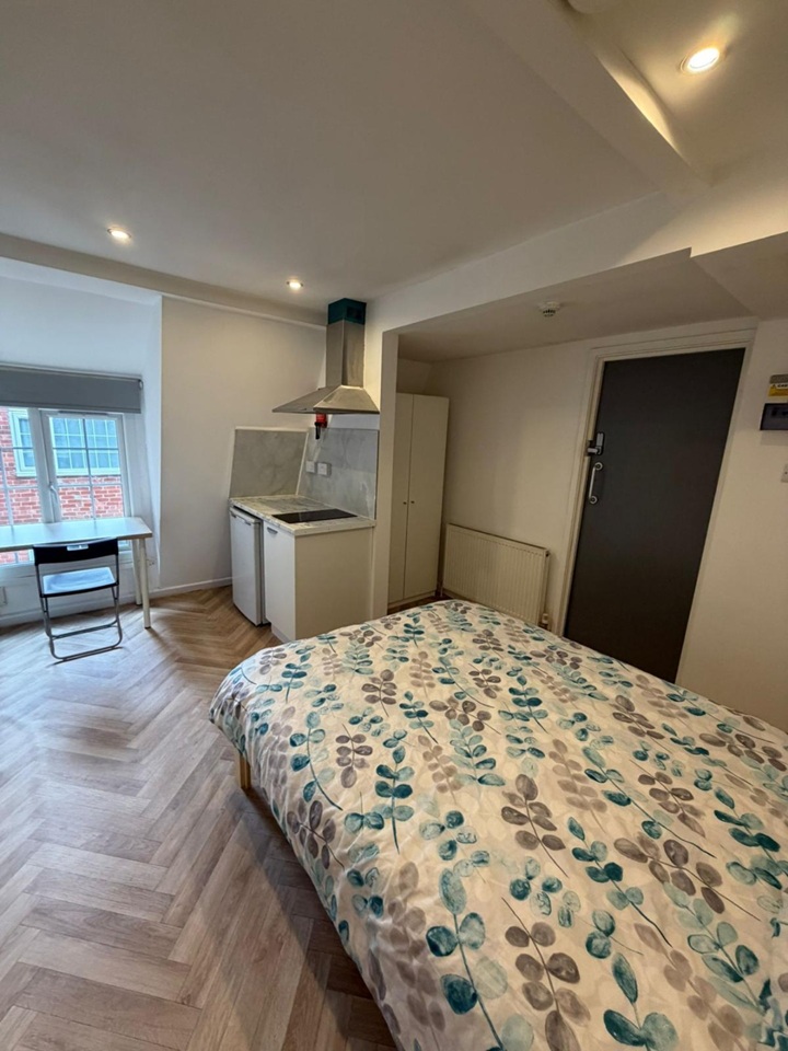 Studio Flat, Mansfield Road, NG1, N1 7GU