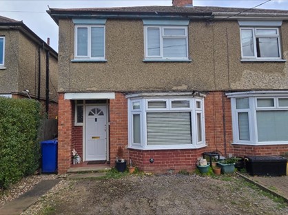 3 Bed Semi-Detached House, Deanshanger Road, MK19