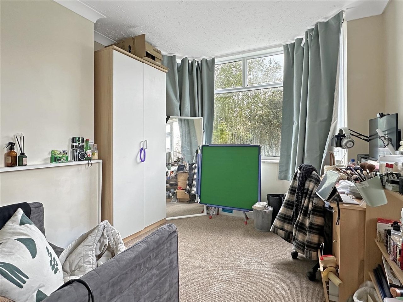 Additional image 2 of 3 Bed Flat, Harvey Goodwin Avenue, CB4, N1 7GU