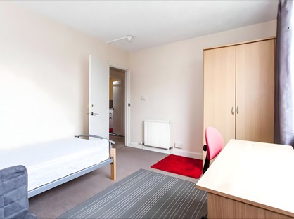 3 Bed Flat, Harvey Goodwin Avenue, CB4