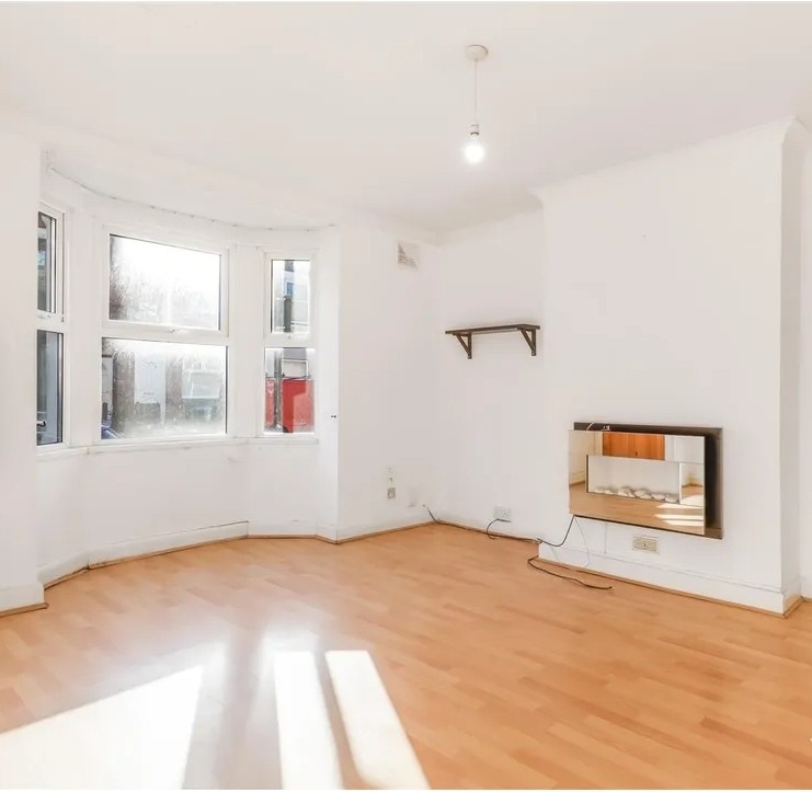 Additional image 2 of 2 Bed End Terrace, Lowther Street, CV2, N1 7GU