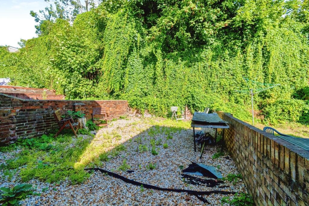 Additional image 17 of 5 Bed Terraced House, Tennyson Road, SO17, N1 7GU