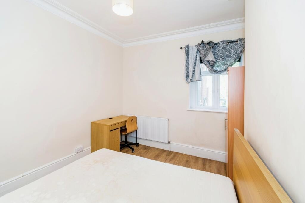 Additional image 6 of 5 Bed Terraced House, Tennyson Road, SO17, N1 7GU