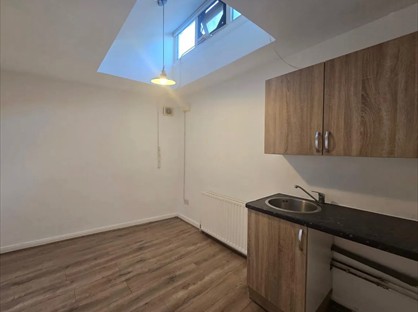 Studio Flat, Mayton St, N7