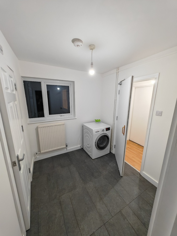 Additional image 9 of Room in a Shared House, Rothleigh Road, CB1, N1 7GU