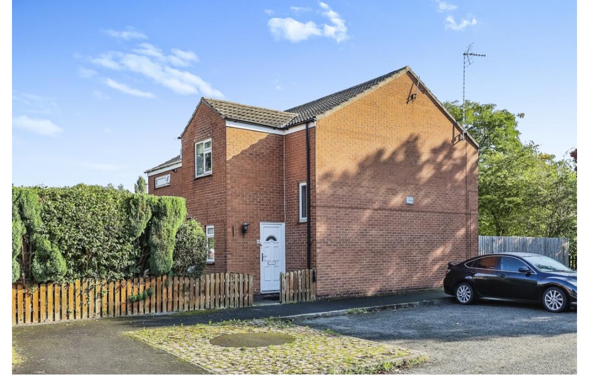 3 Bed End Terrace, Garforth Close, NG8, N1 7GU