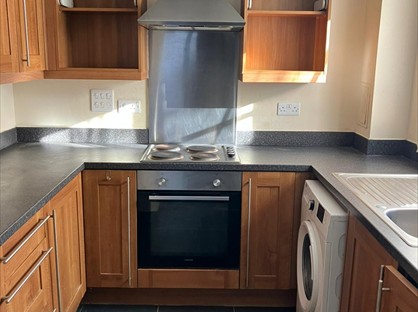 1 Bed Flat, Viridian Square, HP21