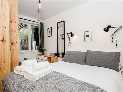 1 Bed Flat, Charles Townsend House, EC1R