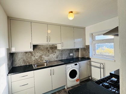 2 Bed Flat, Laurel Park, HA3