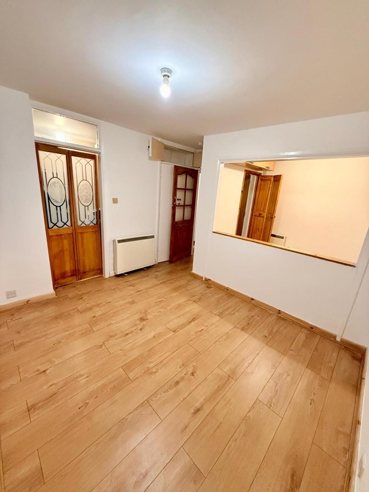 Studio Flat, Reading, RG1, N1 7GU