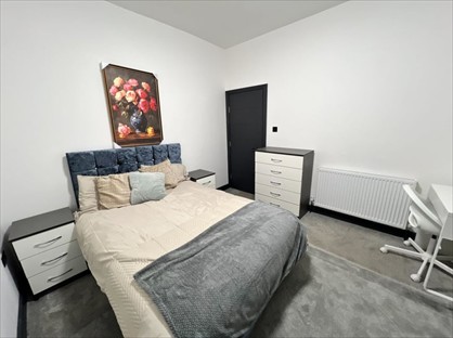 Room in a Shared House, Guildford Road, M19