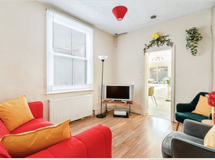 5 Bed Semi-Detached House, Sydney Road, W13