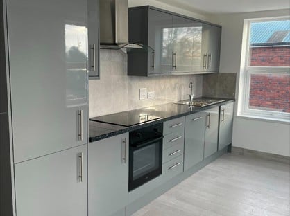 2 Bed Flat, Hempstalls Lane, ST5