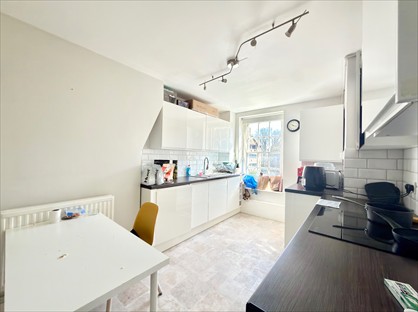 1 Bed Flat, Buckmaster House, N7
