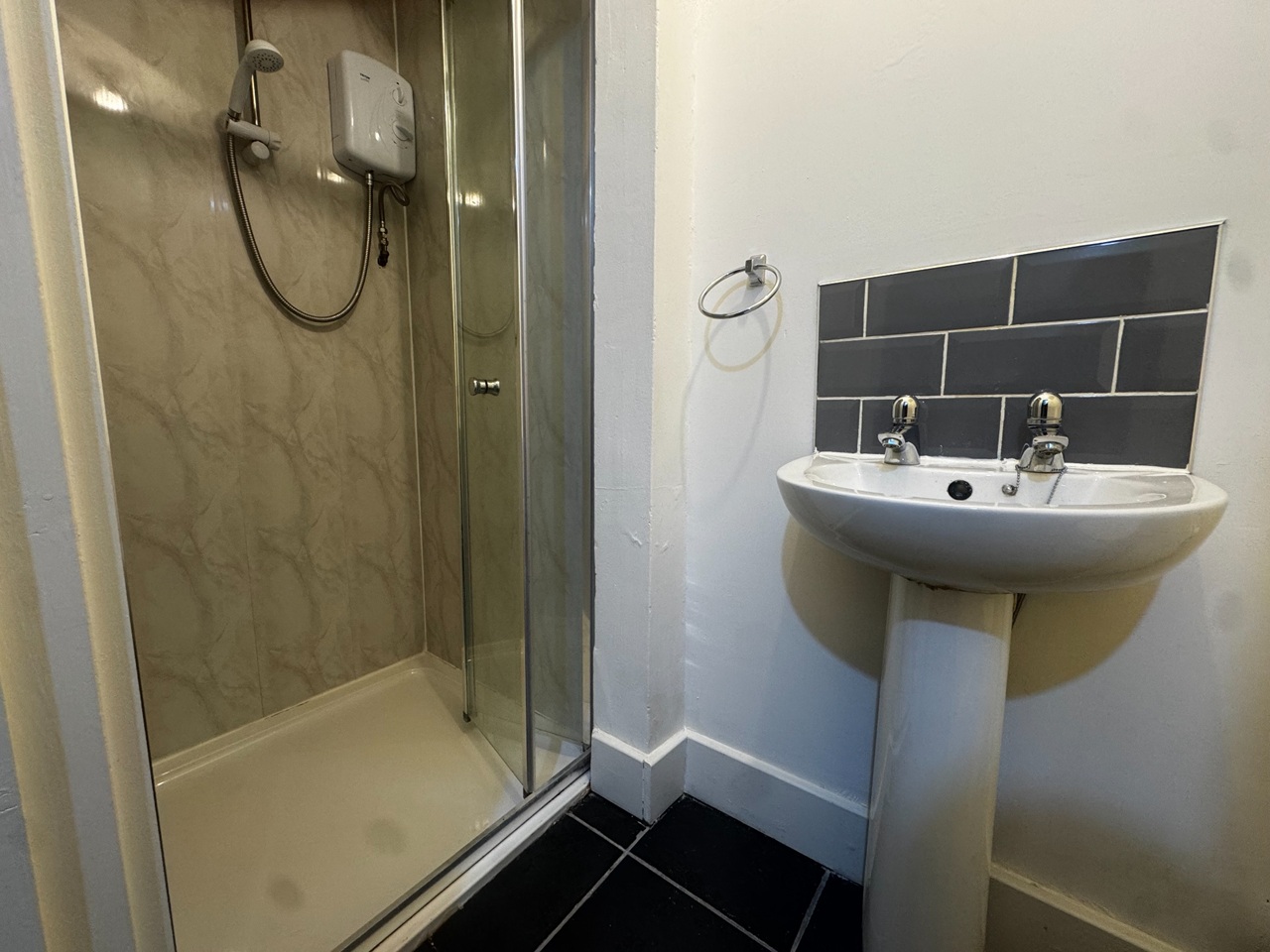 Additional image 4 of Studio Flat, Portswood Road, SO17, N1 7GU