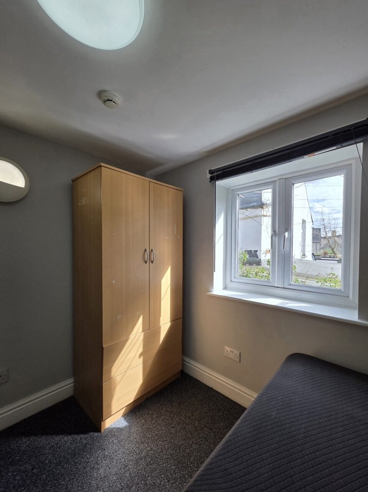 Additional image 7 of 2 Bed Flat, Pen-Y-Lan Road, CF24, N1 7GU