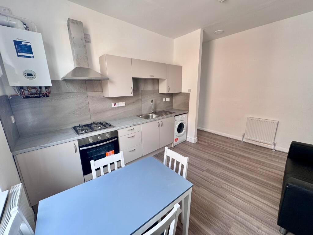 Additional image 17 of 2 Bed Flat, Nottingham, NG7, N1 7GU